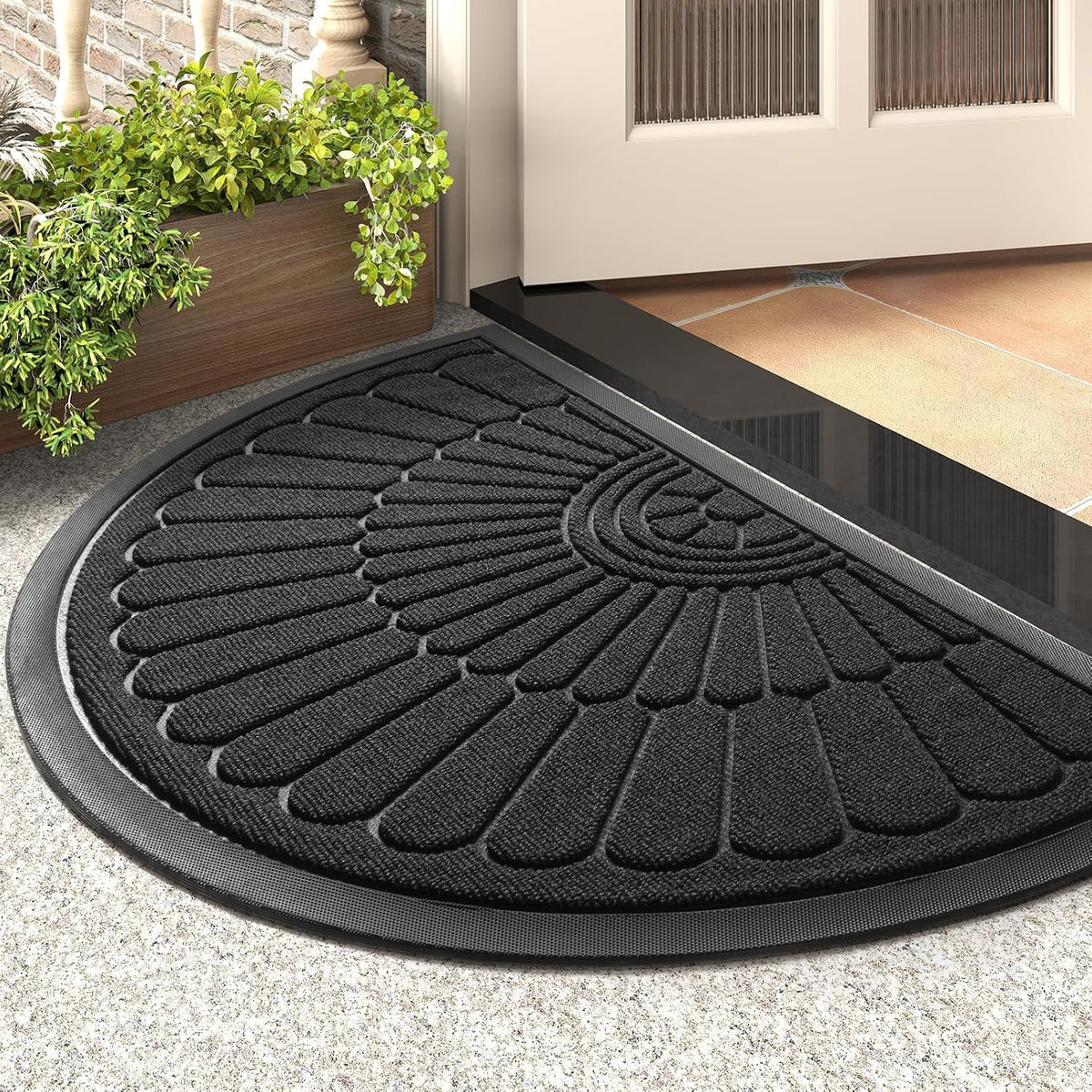 Black Semicircular Door Mat 24x36